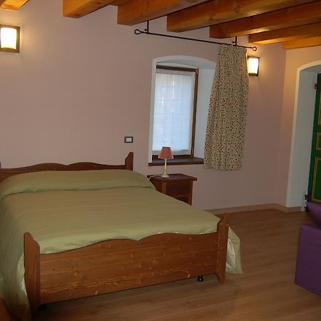 Bed and Breakfast Il Nocciolo Bard Exteriér fotografie